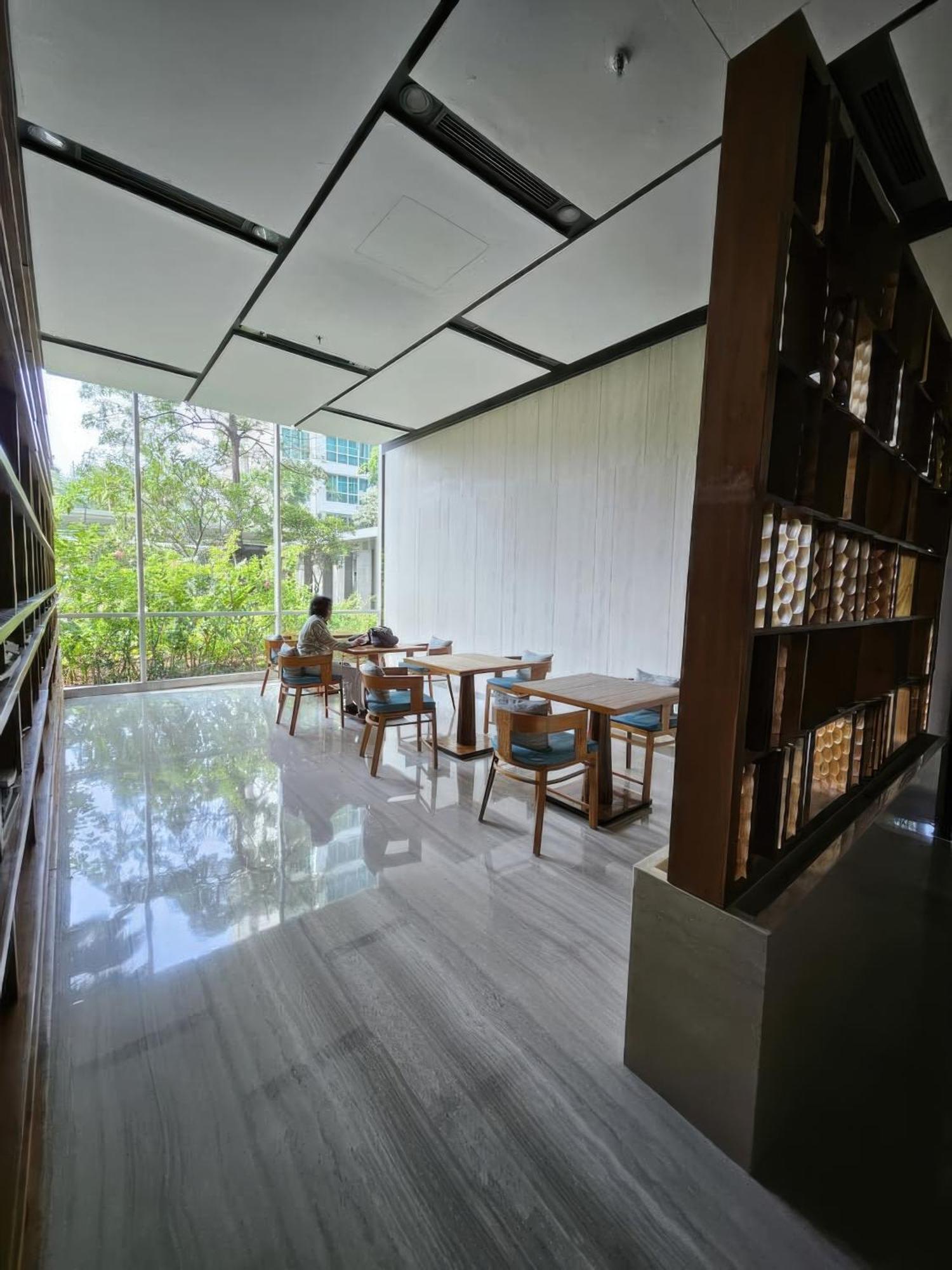 Setiabudi Skygarden Center *